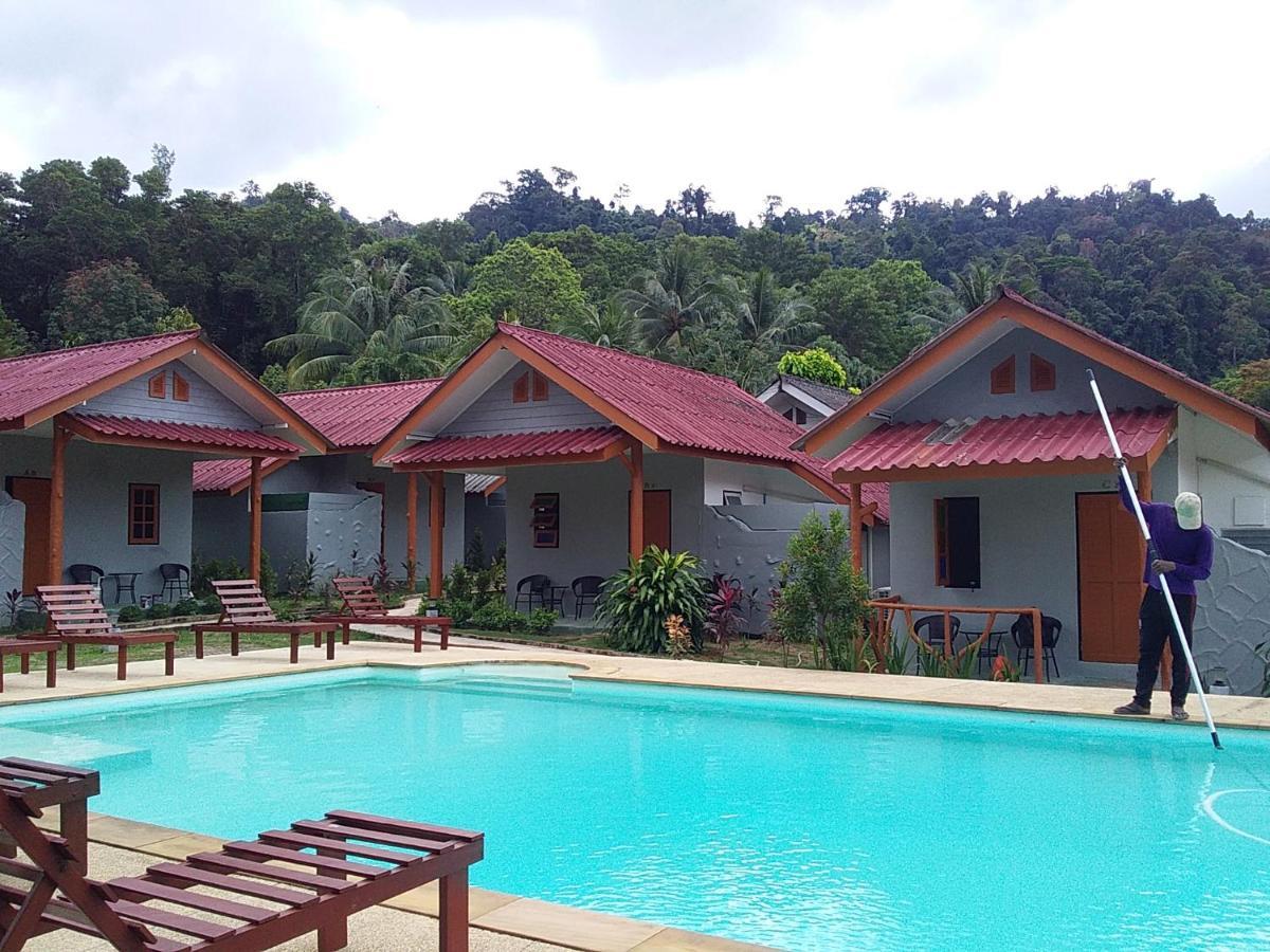 Khaolak Banana Bungalow Khao Lak Esterno foto