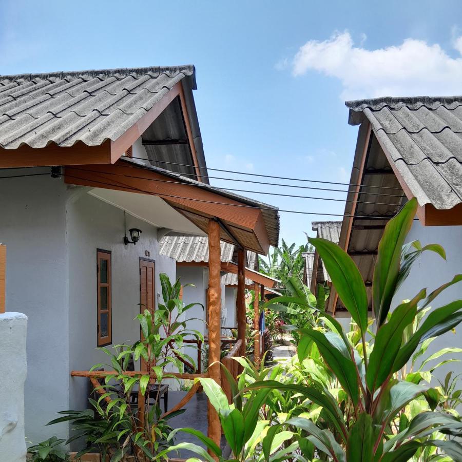Khaolak Banana Bungalow Khao Lak Esterno foto