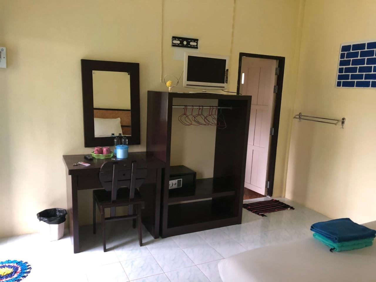 Khaolak Banana Bungalow Khao Lak Esterno foto