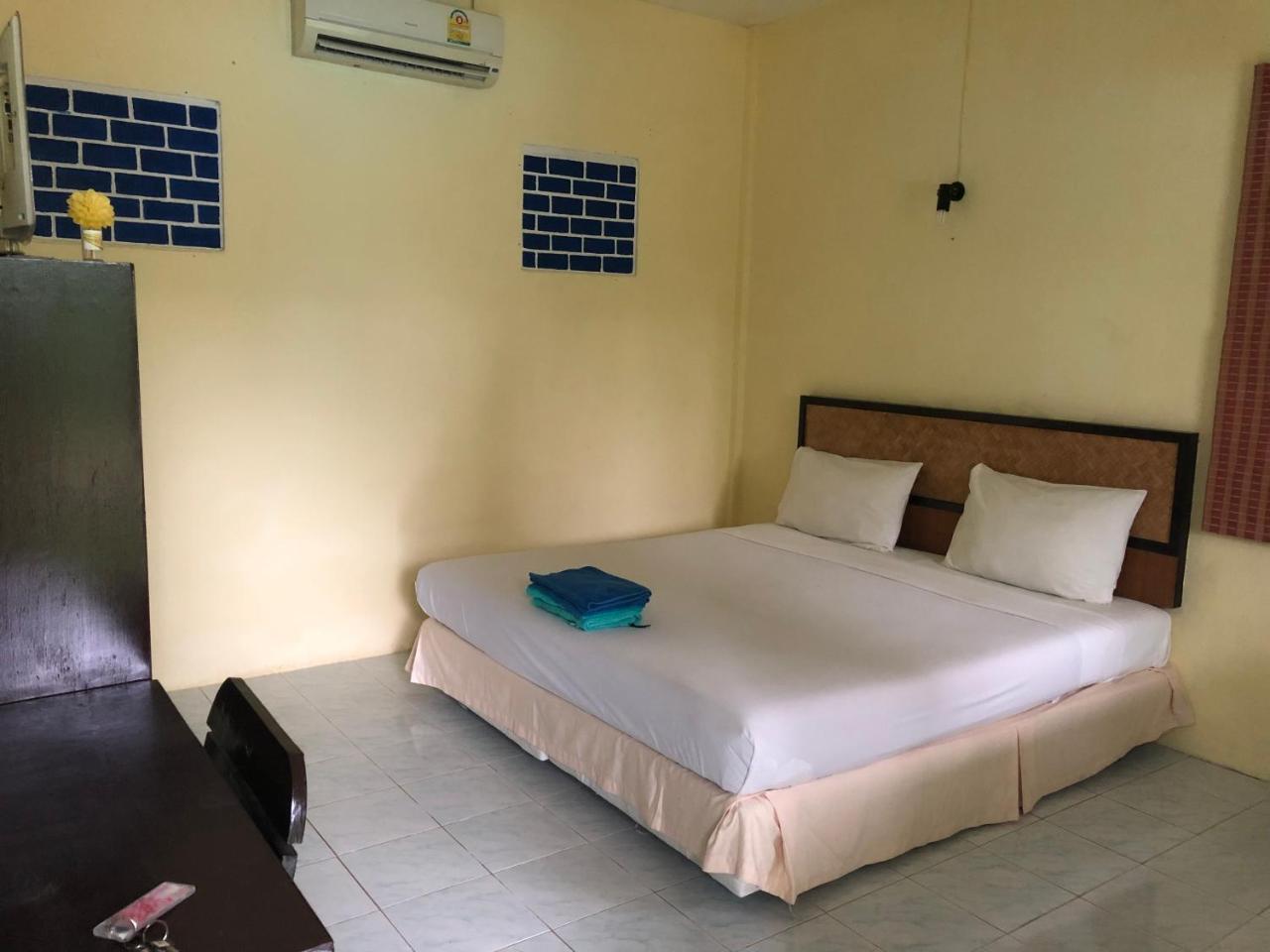 Khaolak Banana Bungalow Khao Lak Esterno foto