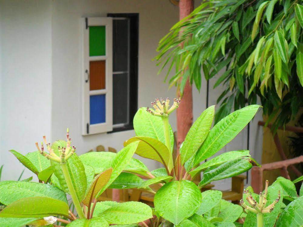 Khaolak Banana Bungalow Khao Lak Esterno foto